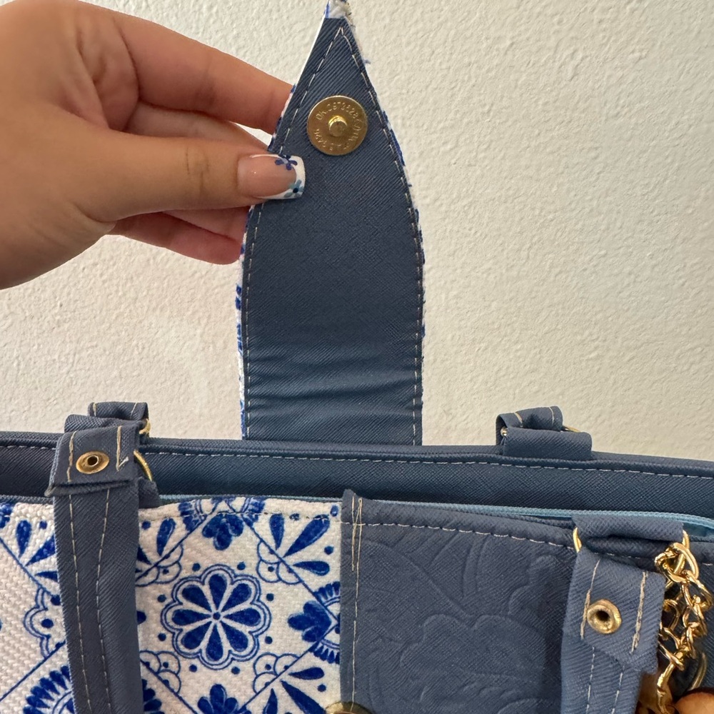 Artisanal Purse - Picture 6 of 9
